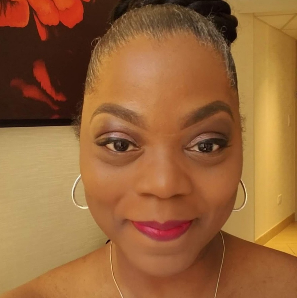 Meet your Posher, Babette